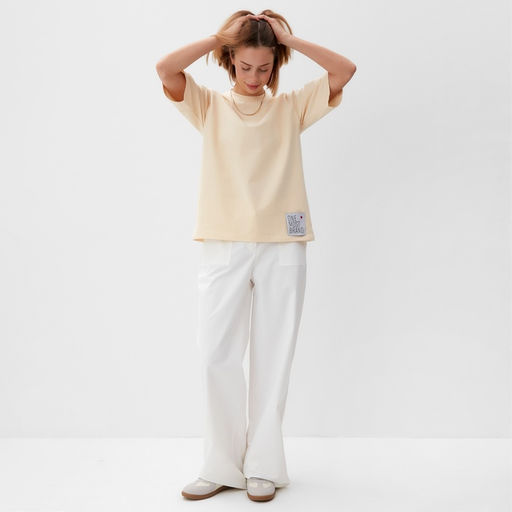 Футболка оверсайз с нашивкой женская MINAKU: One Most Brand, молочная, размер 44