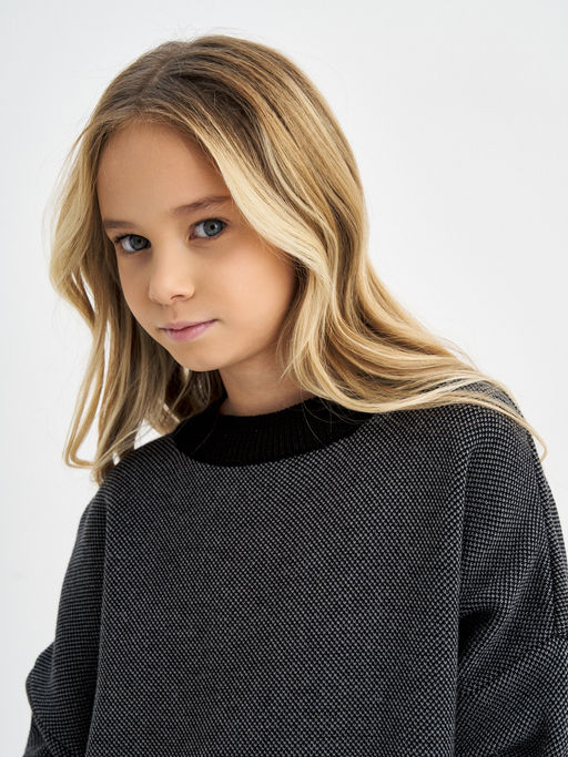 Черный джемпер для мальчика