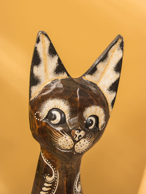 Сувенир «Кошка», 60×14×6 см, дерево, коричневый, МИКС