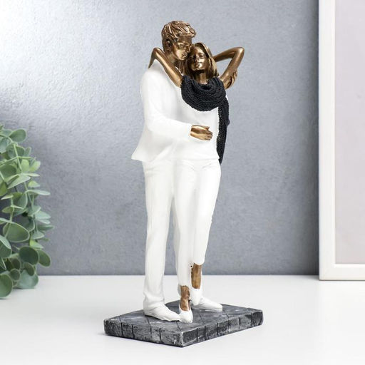 Фигурка полистоун «Влюблённые в белой одежде, с шарфом», под бронзу, 25×9×12 см