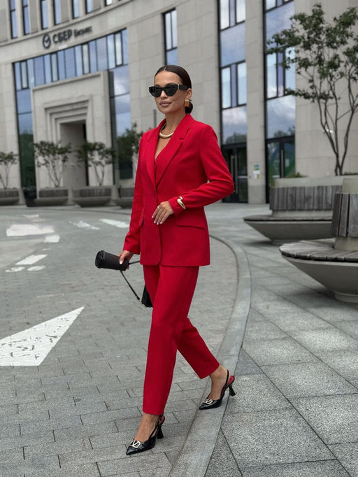 Костюм DilanaVIP 2120-Р красный