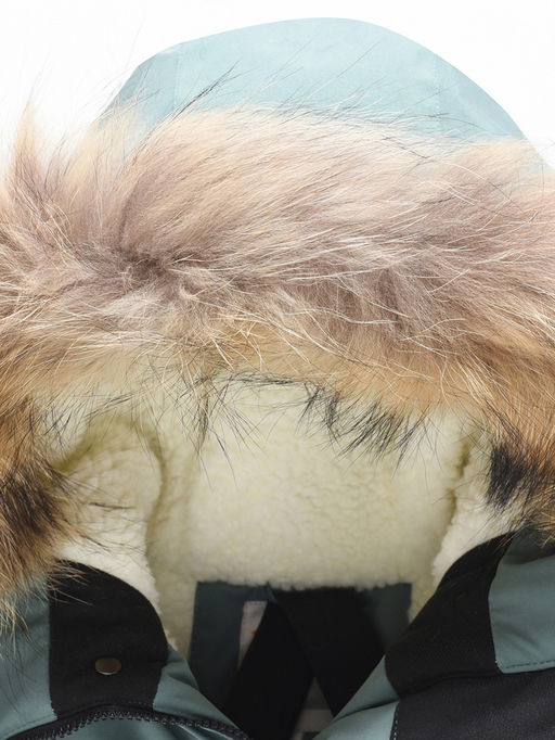 Куртка парка зимняя подростковая для мальчика с капюшоном и мехом цвета хаки 9447Kh