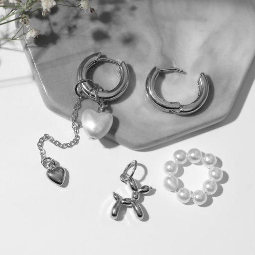 Серьги со съёмным элементом «Трансформер» собачка, цвет белый в серебре