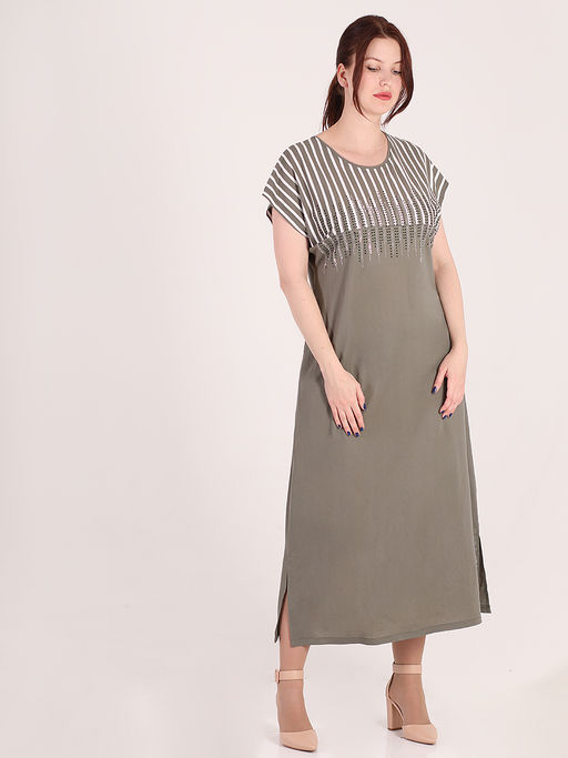 Платье летнее длинное больших размеров со стразами - Almond фото 8