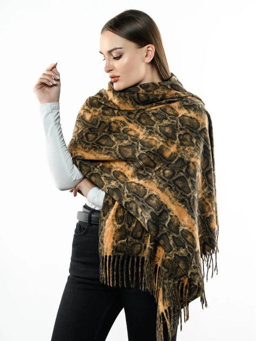 Яркий палантин с анималистичным принтом - Pretty mania фото 2