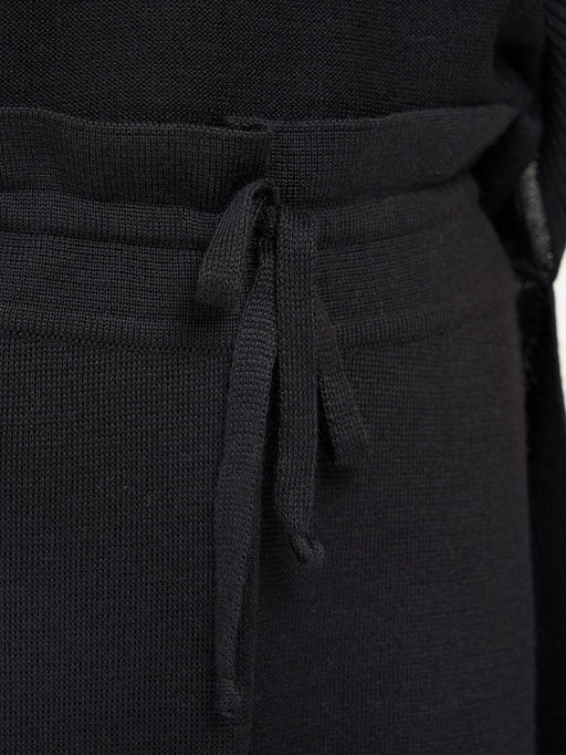 Брюки женские 5242-5069. 990 черный