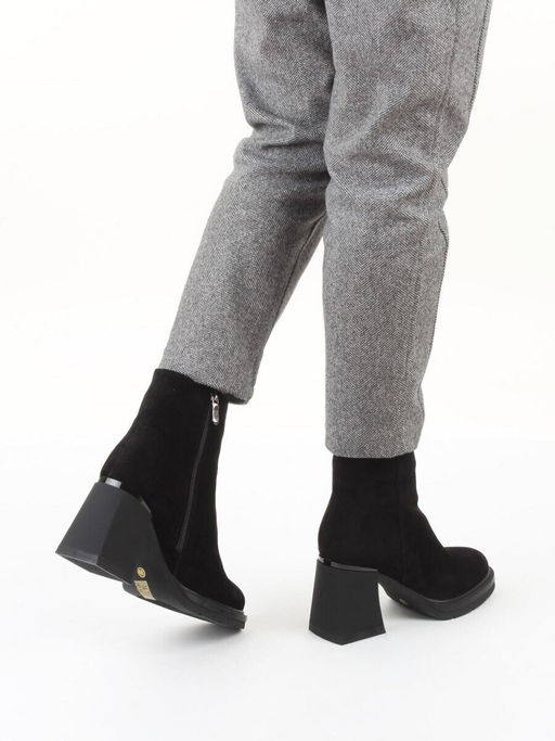 04-M3-9203 BLACK Ботильоны зимние женские (натуральная замша, натуральный мех)