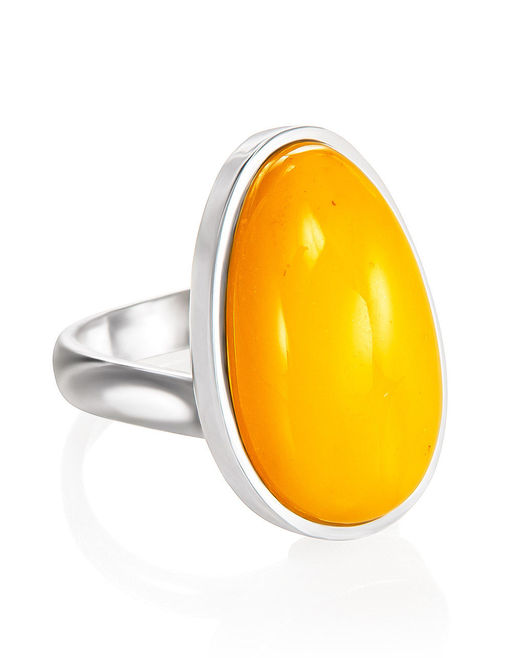 Изысканное кольцо Глянец со вставкой-каплей из медового янтаря