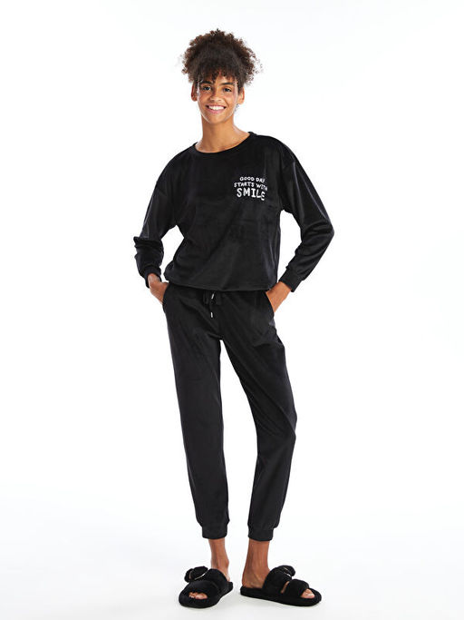 Bisiklet Yaka Nak??l? Kadife Kad?n Pijama Tak?m?