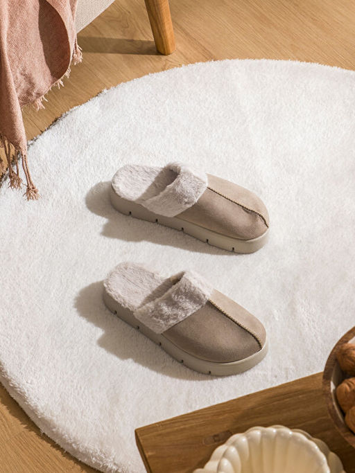 ??i T?yl? Kad?n Ev Terli?i