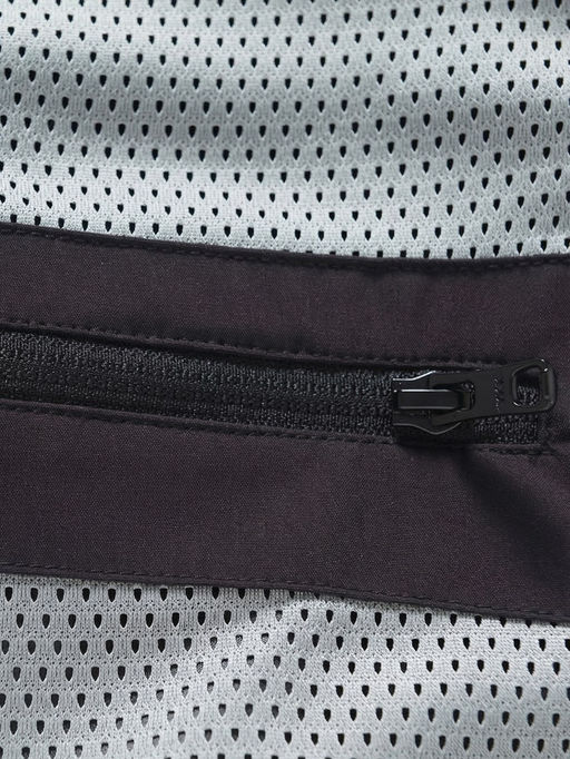 Ветровка женская софтшелл виндстоппер с капюшоном спортивная черного цвета 9616_1Ch