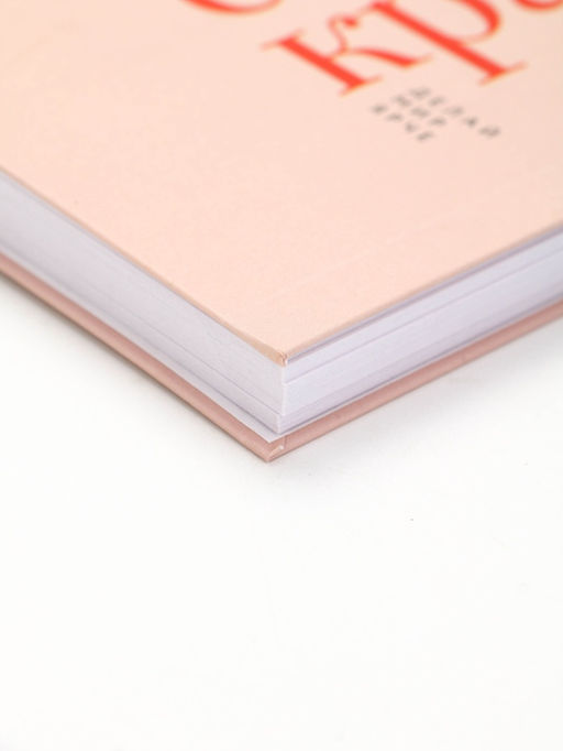 Скетчбук в твердой обложке на гребне А5 80 л 100 г/м "Я создаю красоту"