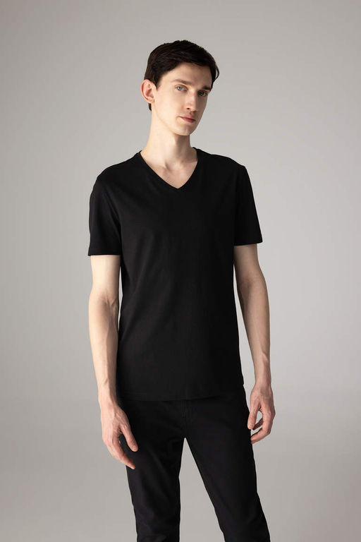 Базовая футболка Slim Fit с V-образным вырезом и короткими рукавами