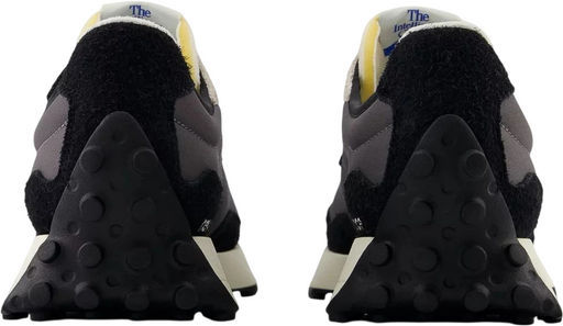 Кроссовки взрослые