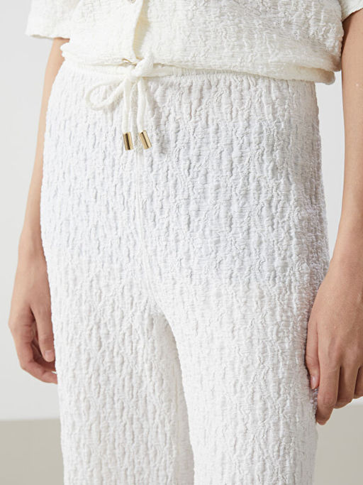 Beli Lastikli Dokulu Kad?n Pantolon