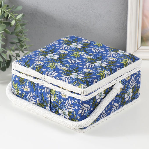 Шкатулка для рукоделия и шитья Полевые цветы на синем, хранение ниток, иголок, мелочи, 20?20?11 см