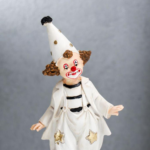 Фигурка полистоун «Клоун в колпаке на шаре», чёрно-белый с золотом, 18×5.5×7.5 см