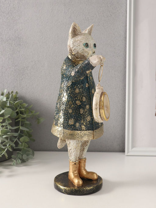 Фигурка-часы настольные полистоун «Кошка в пальто», 11.5×14×30 см