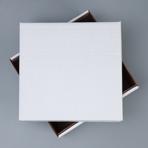 Цена за 5 шт. Складная коробка Белая, 30 х 28.5 х 15.3 см - Дарите счастье фото 2