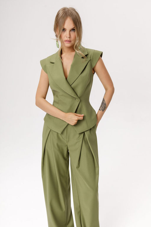 Жилет Pirs 6543 оливковый