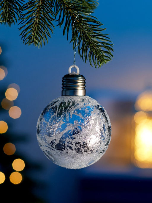 Ёлочный шар Серебристый, 8 см, 1 LED, от батареек LR443, свечение тёплое белое - Luazon lighting фото 2