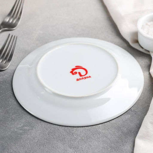 Тарелка керамическая пирожковая Доляна Маки, d=17,5 см, цвет белый  фото 3