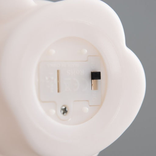 Фигурка светящаяся RISALUX «Мишка с бантом», LED-ночник, 2 Вт, от батареек 3×LR=44, бело-розовый, 5.5×7.5×11 см