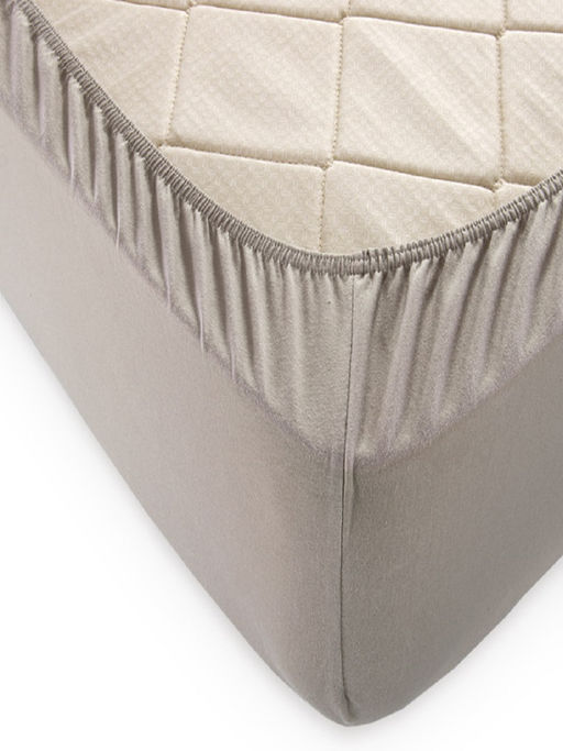 Простыня трикотажная на резинке