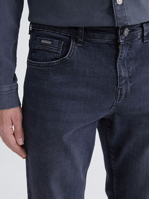 779 Regular Fit Erkek Jean Pantolon