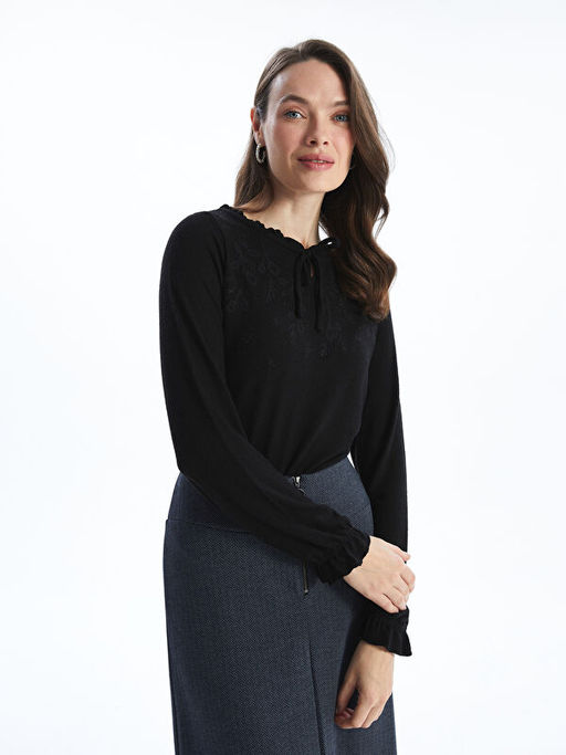 Ba?lamal? Yaka Nak??l? Kad?n Bluz