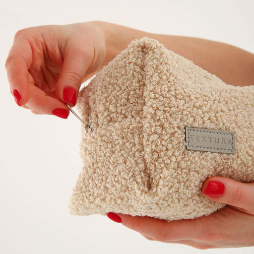 Косметичка женская на молнии TEXTURA, объёмная, плюшевая, бежевая  фото 4