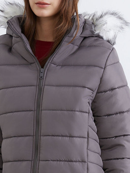 K?rk Kap??onlu Kad?n ?i?me Mont