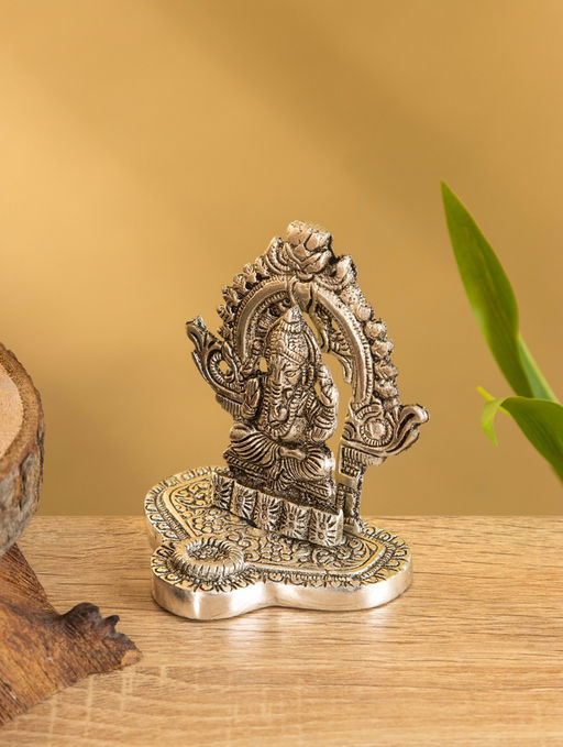 Подставка под благовония «Ганеша в храме», 6.5×7.5×8.5 см, алюминий