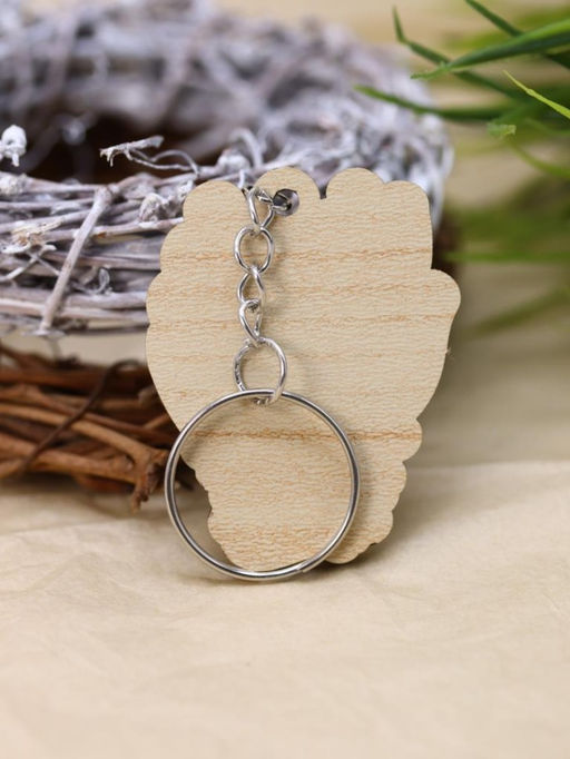 Брелок ECO из дерева LOL LAB "Сердце в руках"