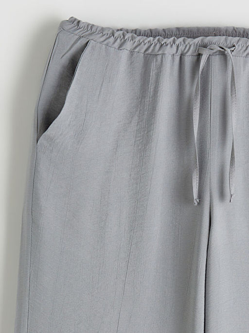 Beli Lastikli Geni? Pa?a Kad?n Pantolon