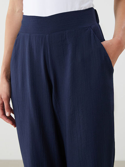 Beli Lastikli Dokulu Kad?n Pantolon