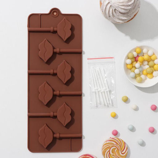 Цена за 3 шт. Форма для леденцов Доляна Поцелуй, силикон, 24?9.4?1.5 см, 6 ячеек (4?2.4 см), с палочками, коричневая