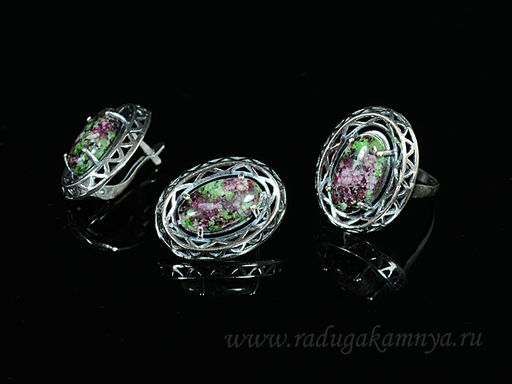 Кольцо Серьги с цоизитом размер 18