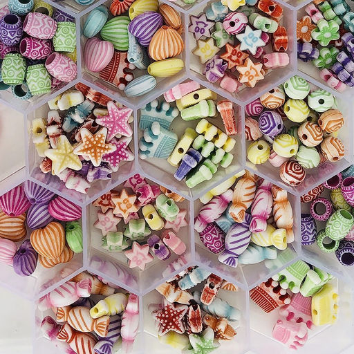 Набор для рукоделия , ХИТ 2023 ,плетение браслетов,украшений,оформление одежды 20x20x2см - Family фото 2