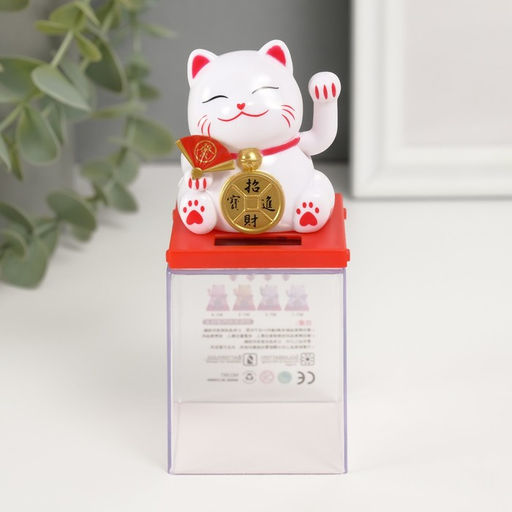 Маятник настольный антистресс «Белый Манэки-нэко с веером и монеткой», пластик, 5×5×5 см