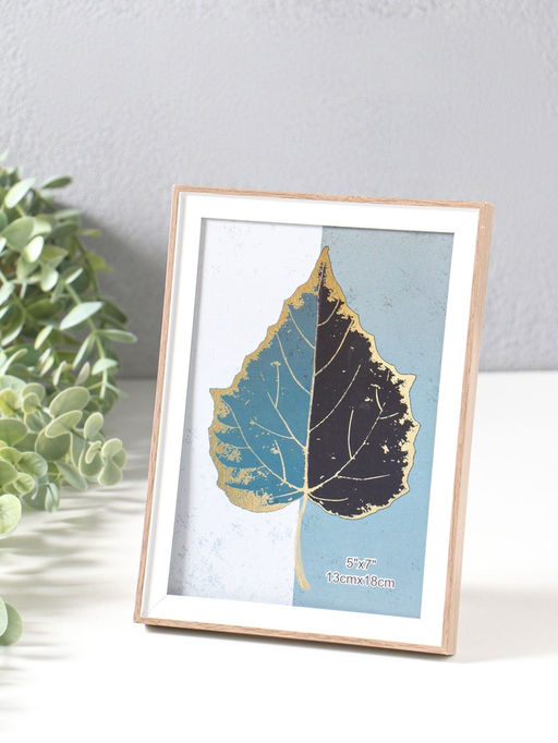 Цена за 2 шт. Фоторамка для фото 13×18 см «Современная классика», пластик, беж и белый, 19×13.8×1.5 см