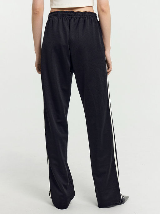 Брюки женские черные со светло-молочными лампасами черный +св.молочный 182498 - Mark formelle фото 13