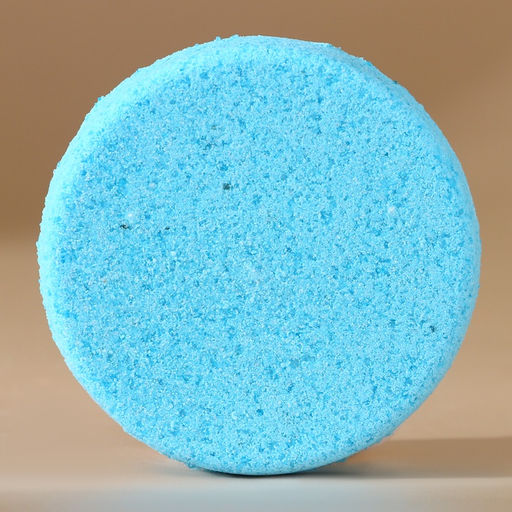 Цена за 2 шт. Бомбочка для ванны URAL LAB Снеговик, 100 г, аромат ванильного зефира, Новый Год