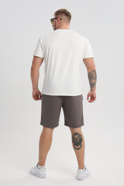 16 Шорты мужские