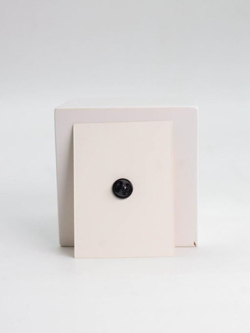 Значок металлический iLikeGift "3D glasses statue"