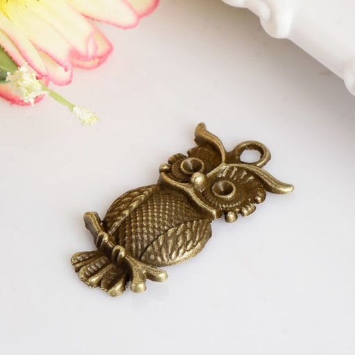 Цена за 12 шт. Металлический элемент, декоративная подвеска «Арт Узор. Сова на ветке», под латунь, 2.2×1.7 см