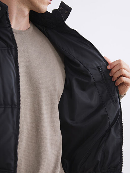 Standart Kal?p Kap??onlu Erkek ?i?me Yelek