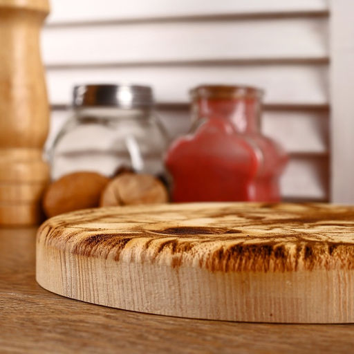 Доска разделочная из массива кедра «Волк», d=18 см