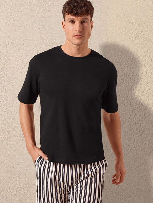 Мужская футболка оверсайз LIVERGY фото 5