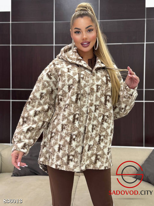 Бомбер женский с капюшоном